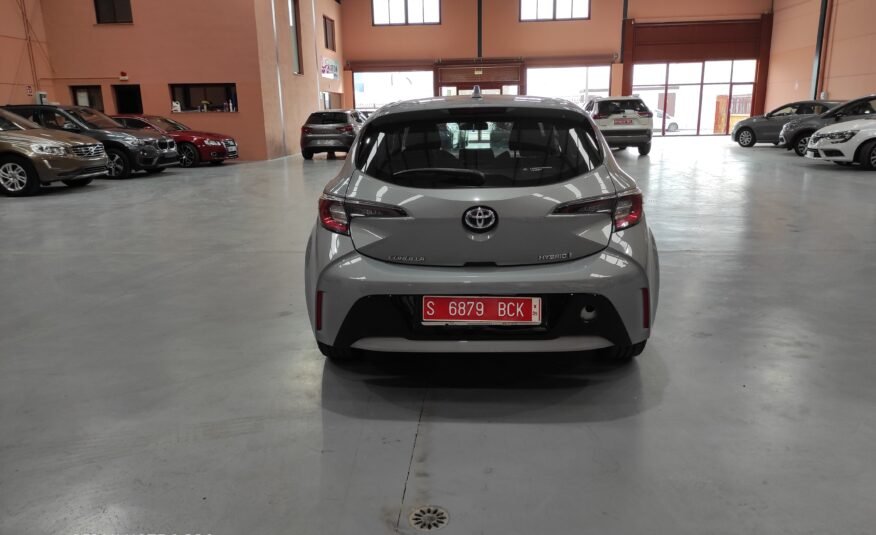 TOYOTA COROLLA 1.8 HIBRID BUSINESS