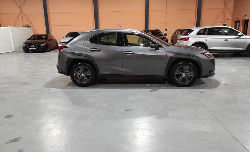 LEXUS UX VEHICULO HIBRIDO 2WD