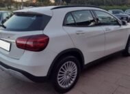 MERCEDES-BENZ Clase GLA GLA 200d 4 MATIC BUSINESS