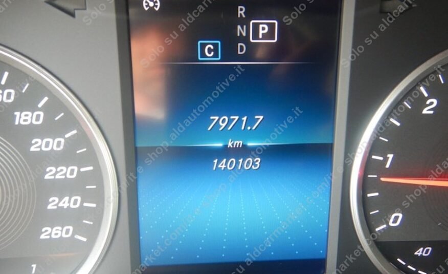 MERCEDES-BENZ GLC 220d 4 MATIC SPORT