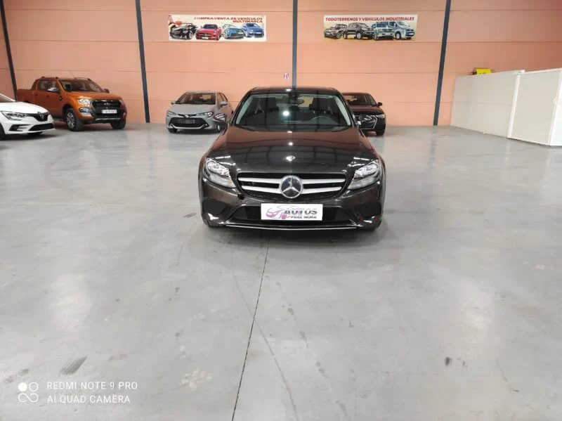 MERCEDES-BENZ CLASE C 220D BUSINESS AUTO.