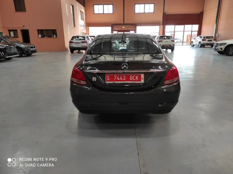 MERCEDES-BENZ CLASE C 220D BUSINESS AUTO.