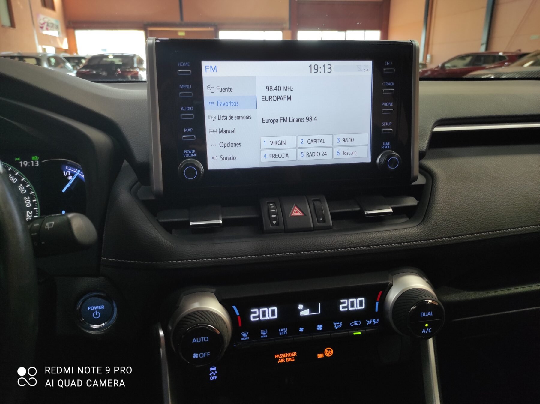 TOYOTA RAV4 BUSINES 2WD