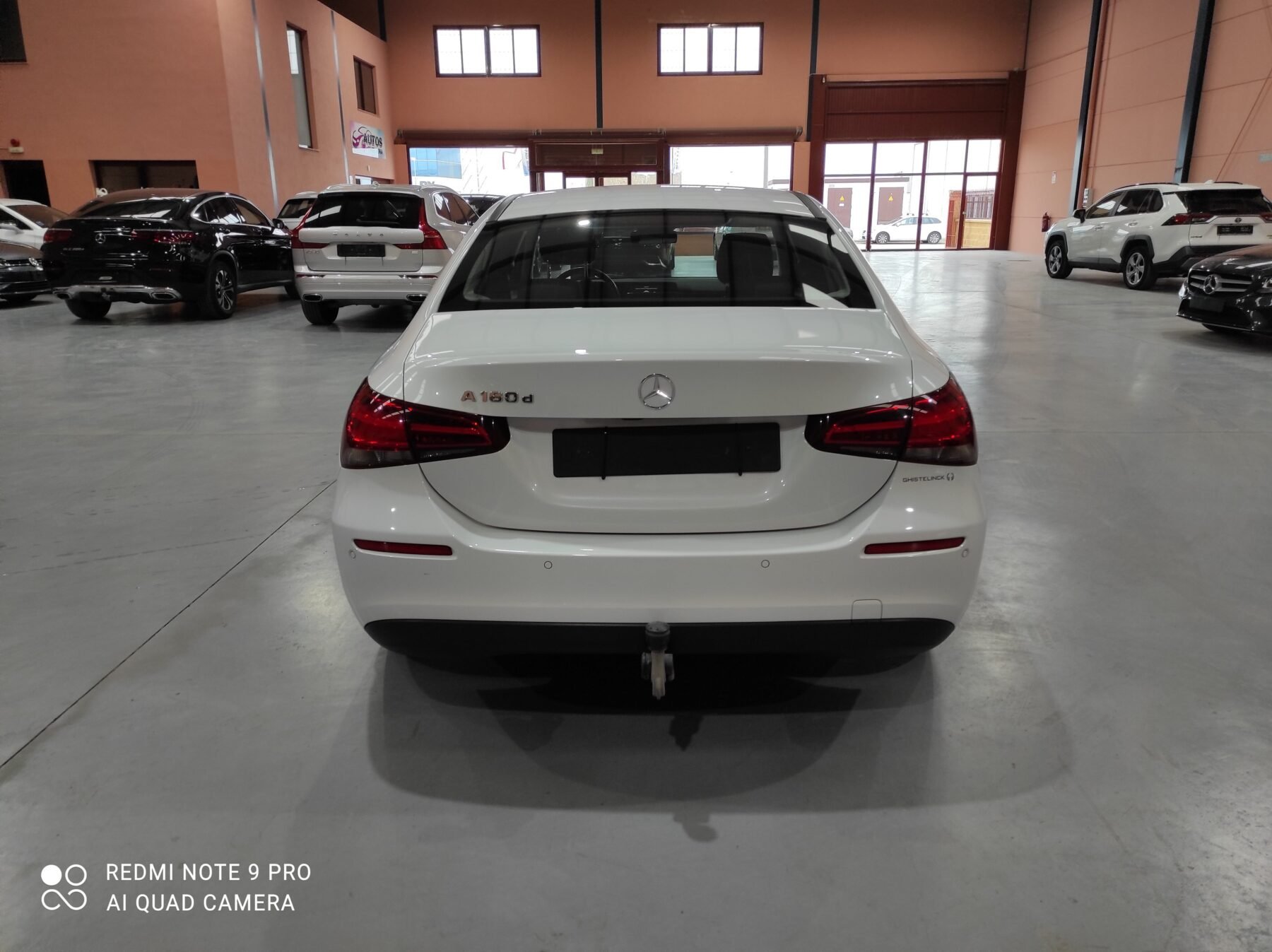 MERCEDES-BENZ SEDAN A 180