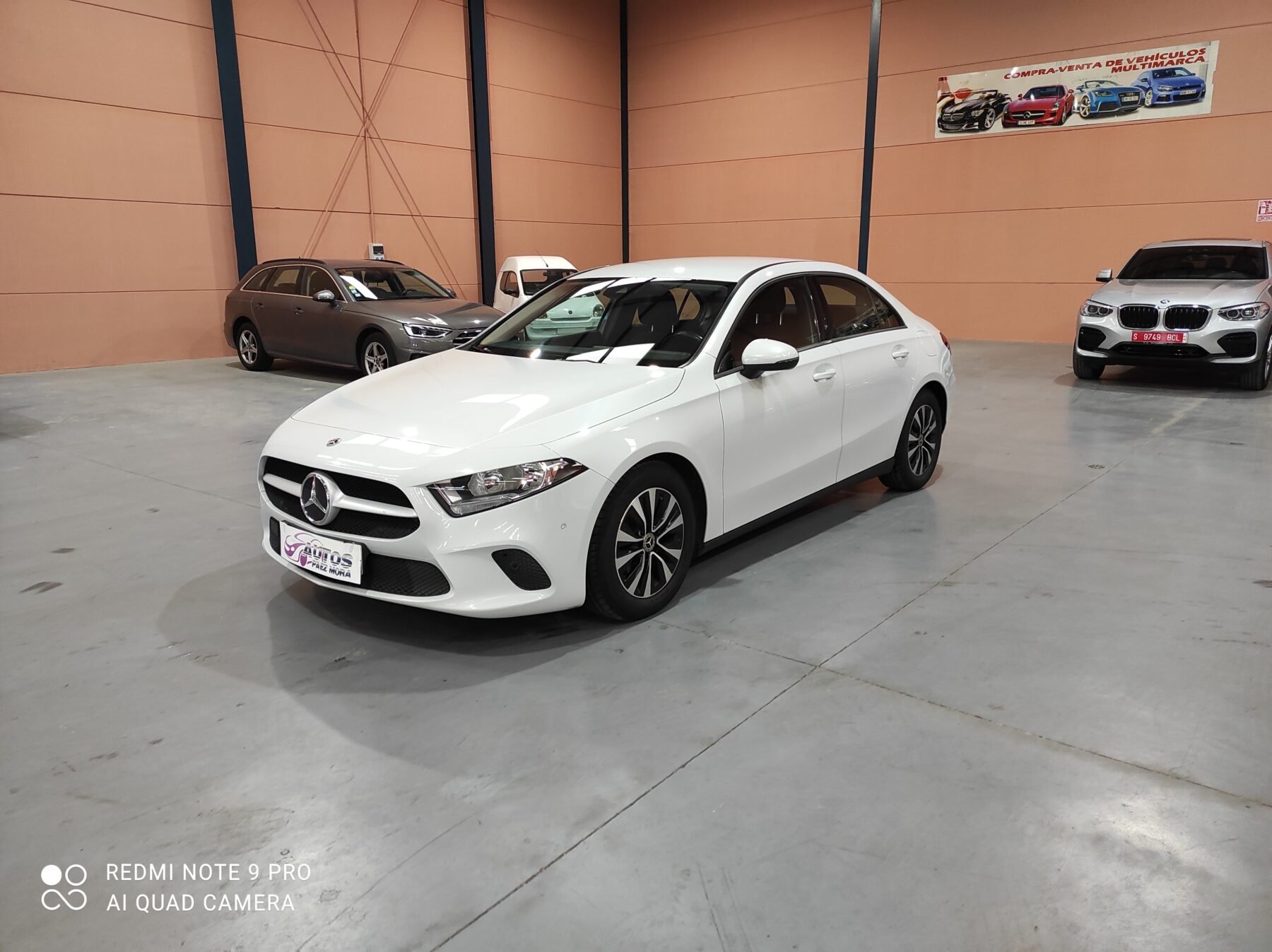 MERCEDES-BENZ SEDAN A 180