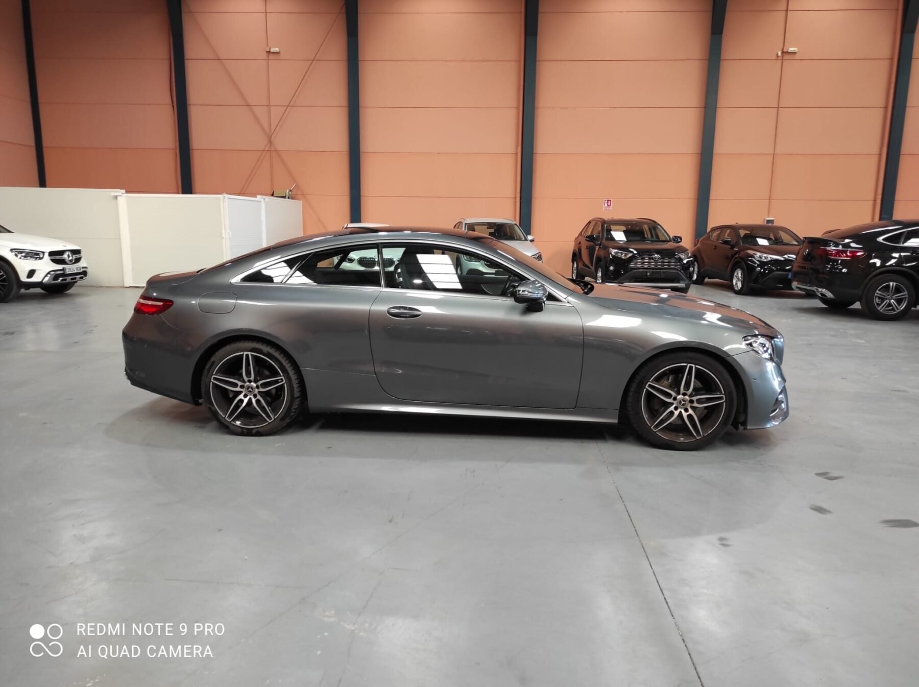 MERCEDES-BENZ E CUPE 220 D AUT.