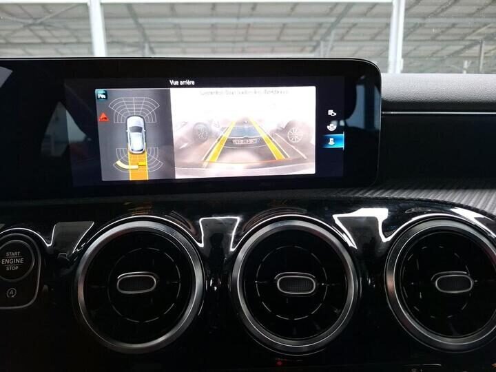 MERCEDES-BENZ A-180 2.0d