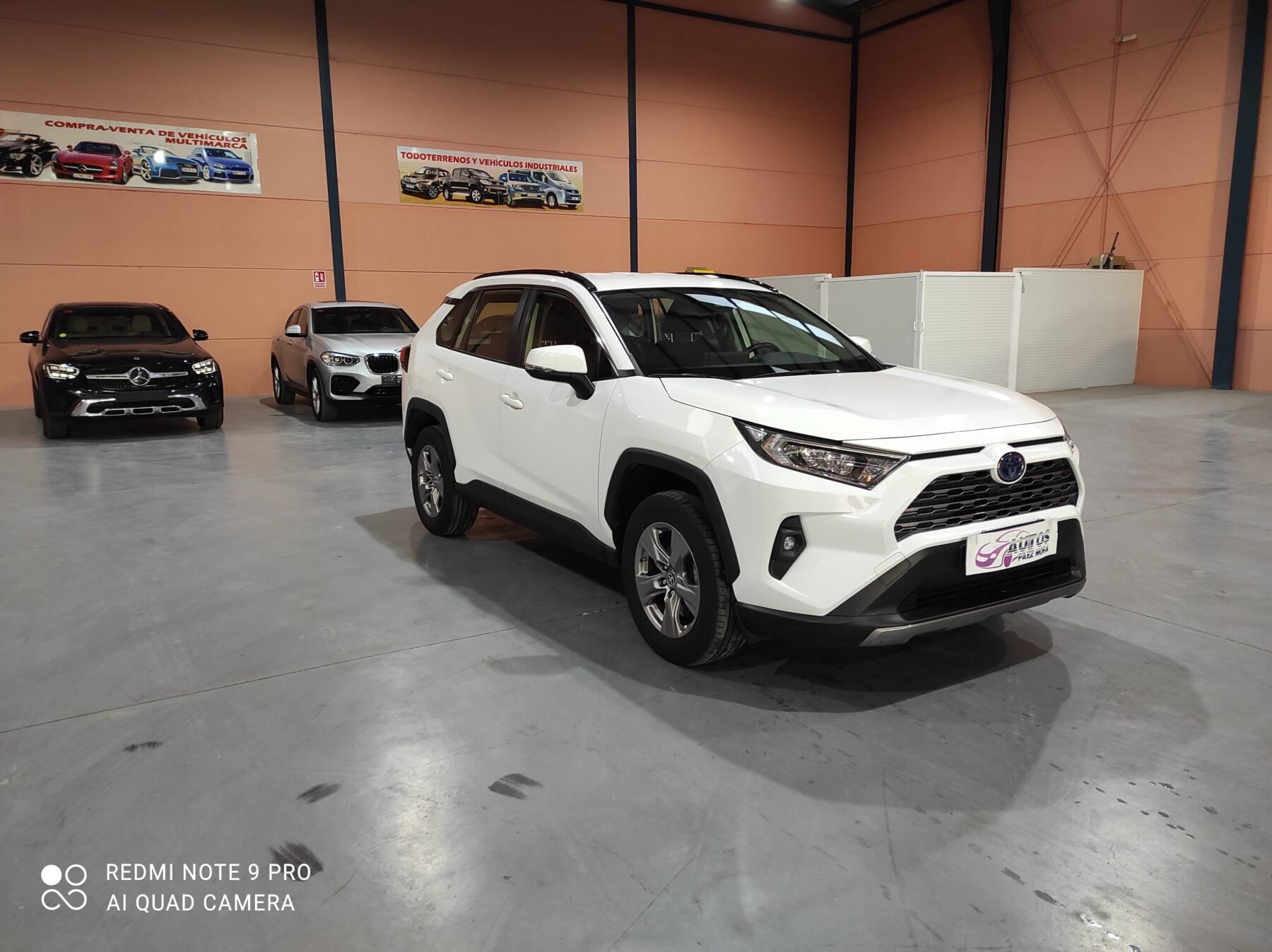 TOYOTA RAV4 2.5 HV BUSINESS, 4WD