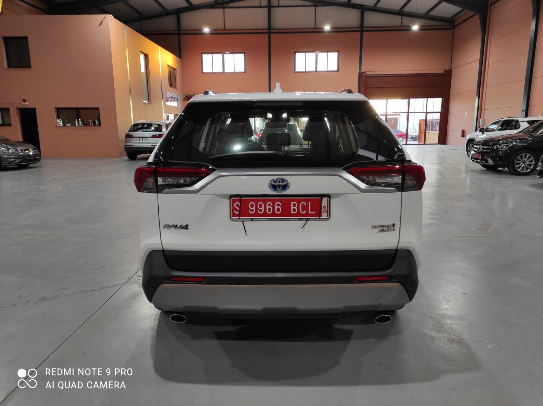 TOYOTA RAV4 2.5 HV BUSINESS, 4WD