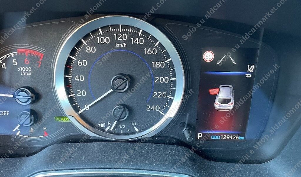 TOYOTA COROLLA 1.8 BUSINESS