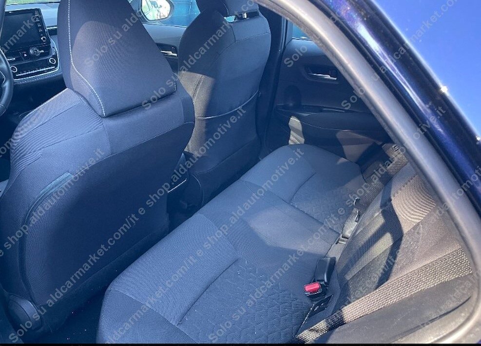 TOYOTA COROLLA 1.8 BUSINESS