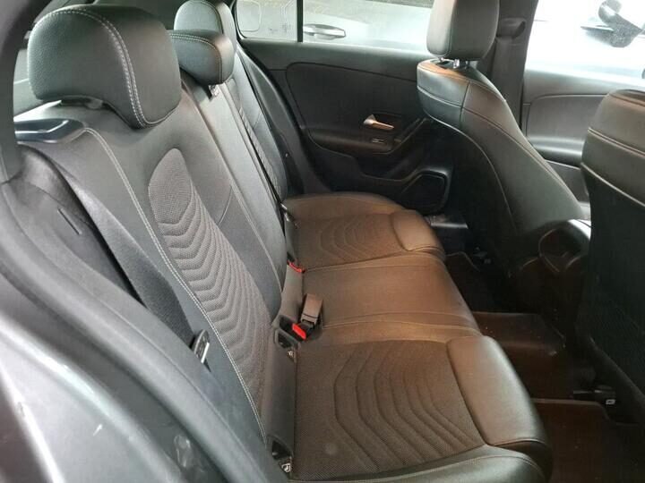 MERCEDES-BENZ A-180 2.0d