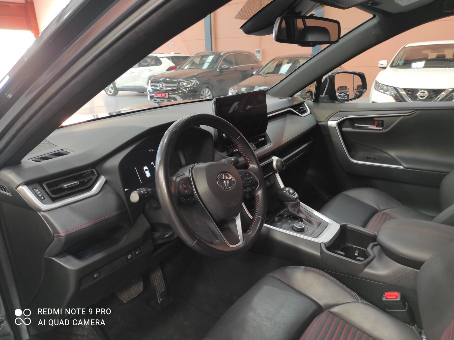 TOYOTA RAV4  PLUGIN 300PH eCVT Advance