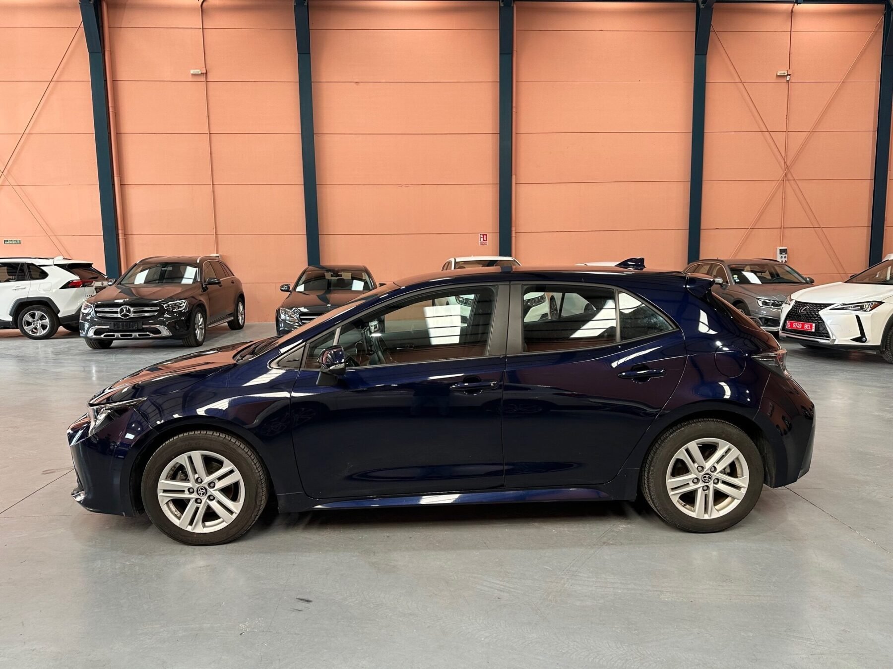 TOYOTA COROLLA 1.8 BUSINESS