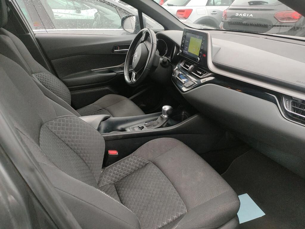 TOYOTA C-HR DYNAMIC BUSINESS