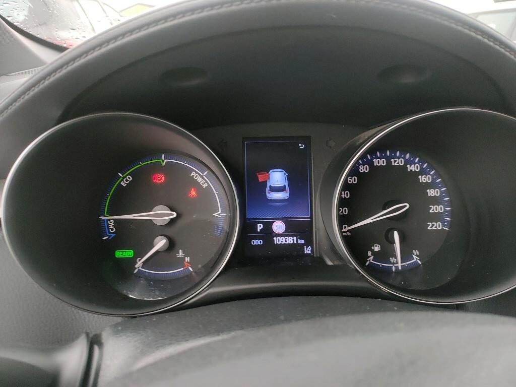 TOYOTA C-HR DYNAMIC BUSINESS