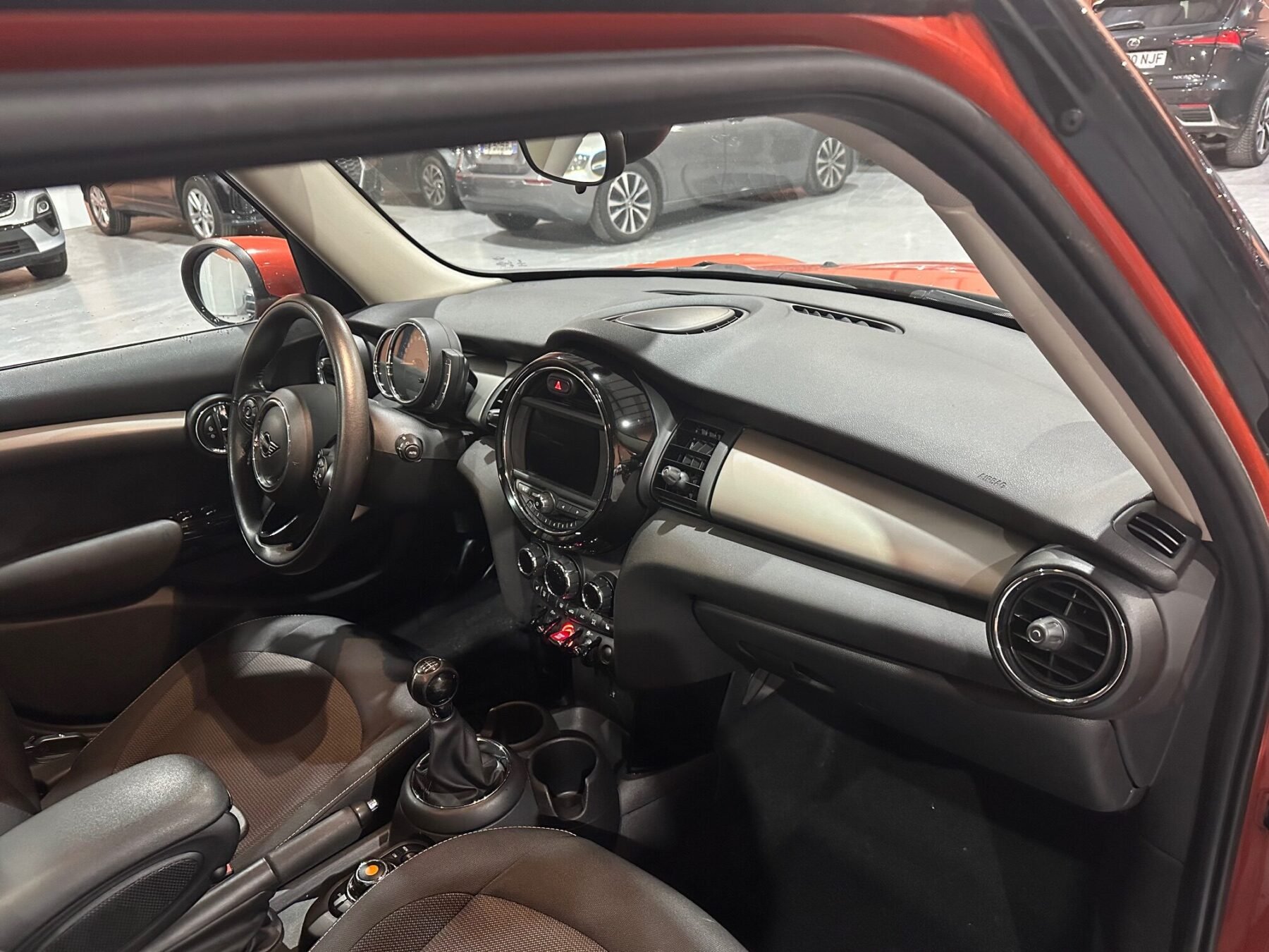 MINI mini ONE 5 DOOR