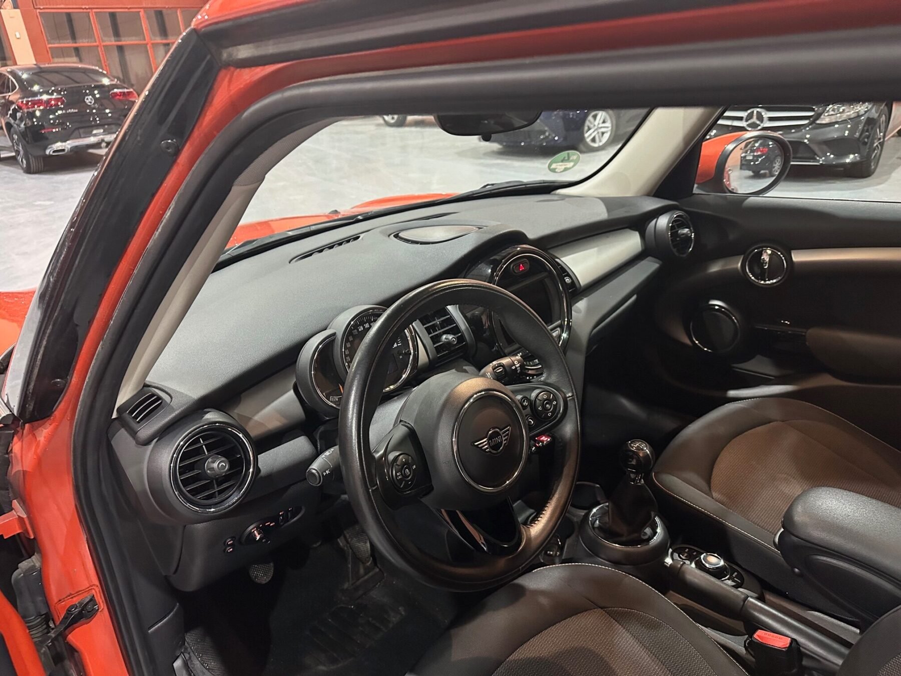 MINI mini ONE 5 DOOR