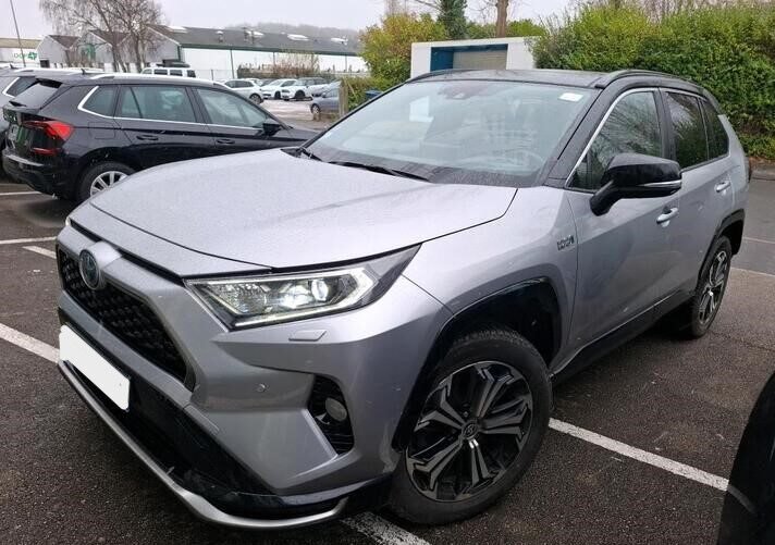 TOYOTA RAV4 2.5 COLLECTION