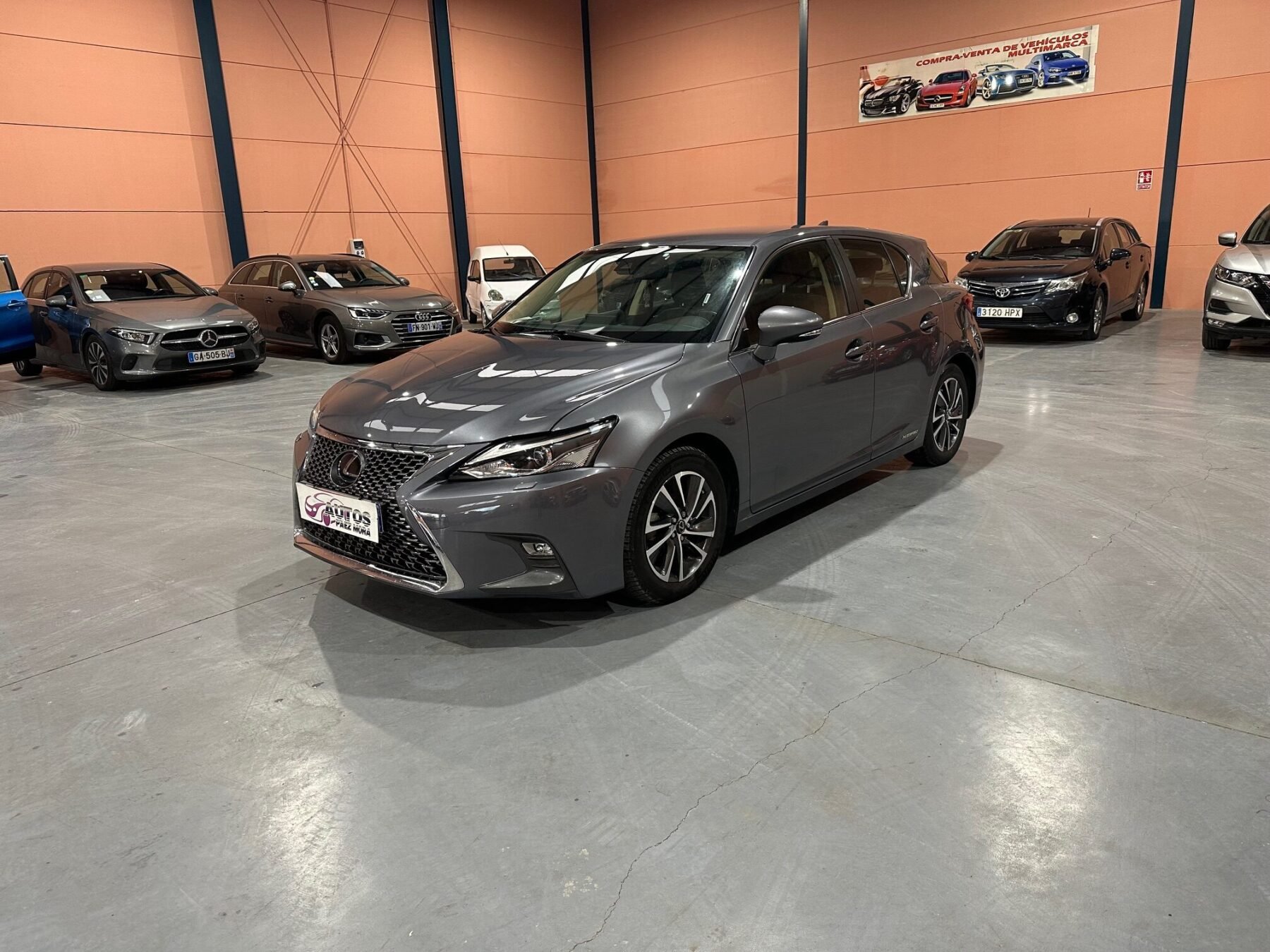 LEXUS 200h PACK MY20