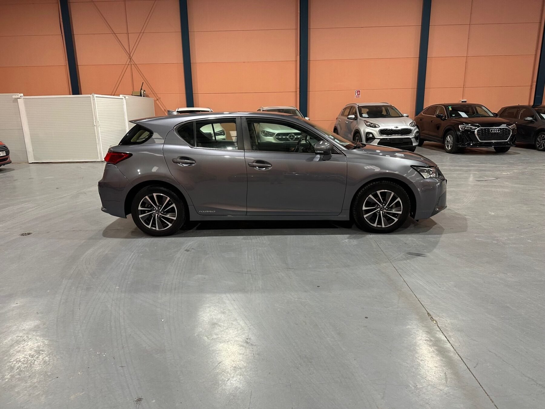 LEXUS 200h PACK MY20