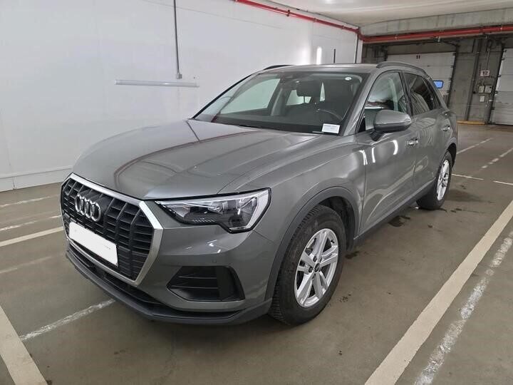 AUDI Q3 35 TDI STRONIC quatro