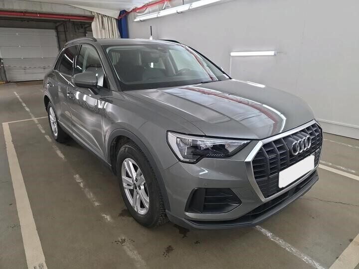 AUDI Q3 35 TDI STRONIC quatro