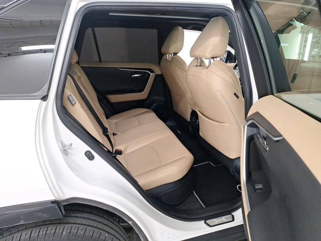 TOYOTA RAV4 STYLE PLUS CVT