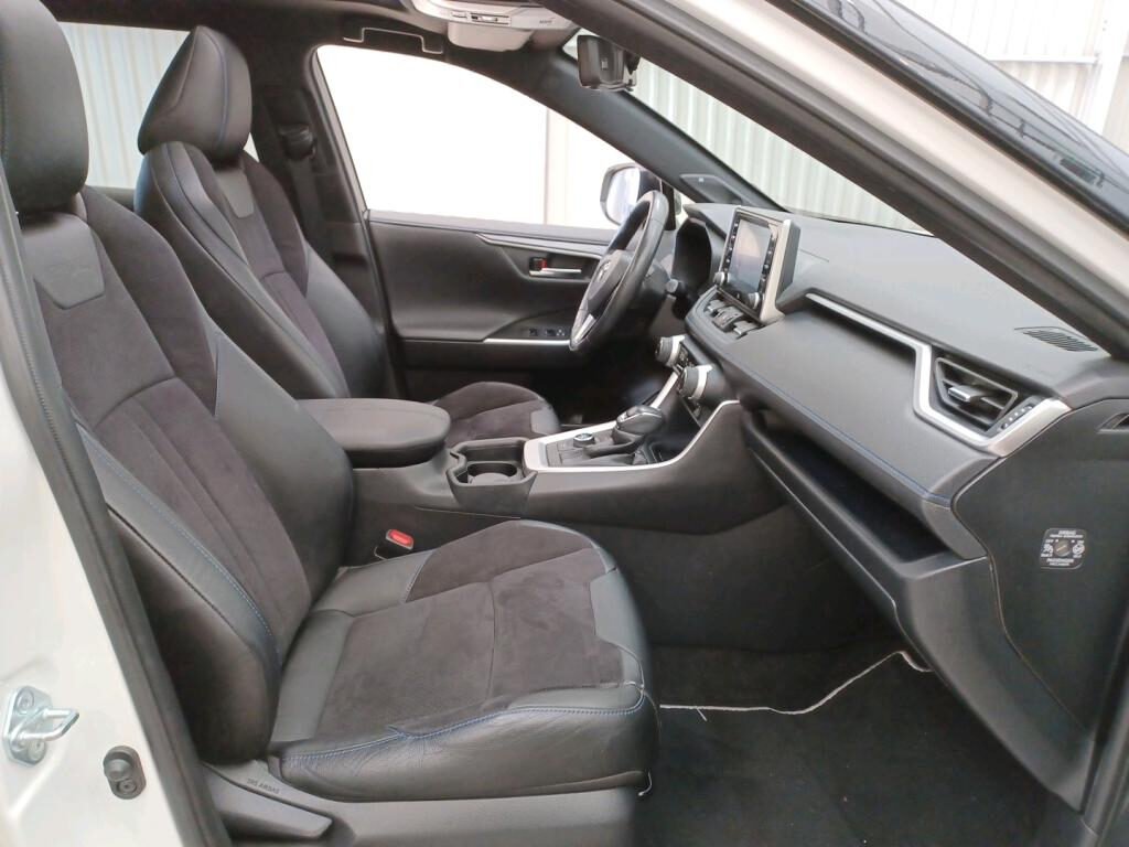 TOYOTA RAV4 2.5 COLLECTION