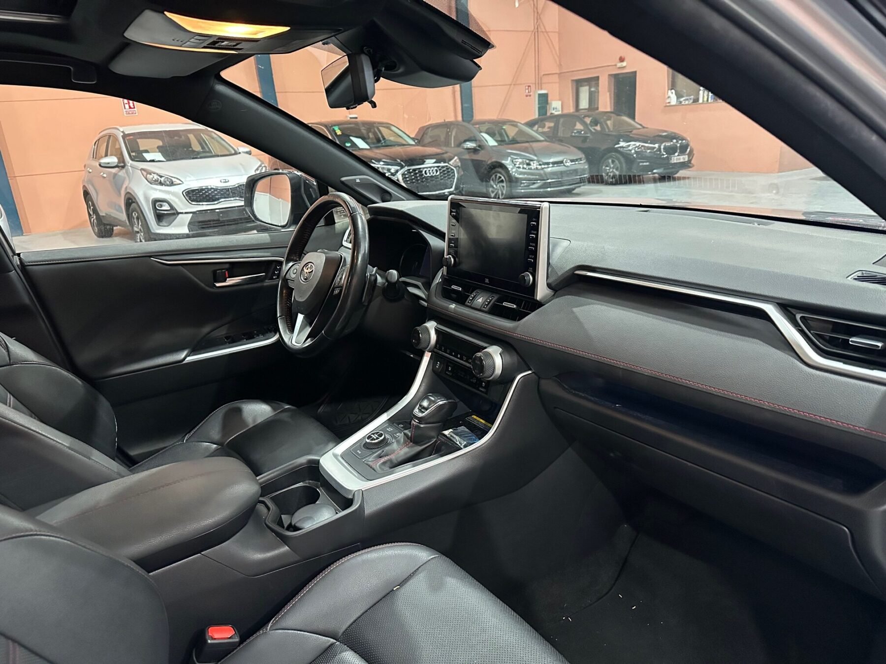 TOYOTA RAV4 2.5 COLLECTION