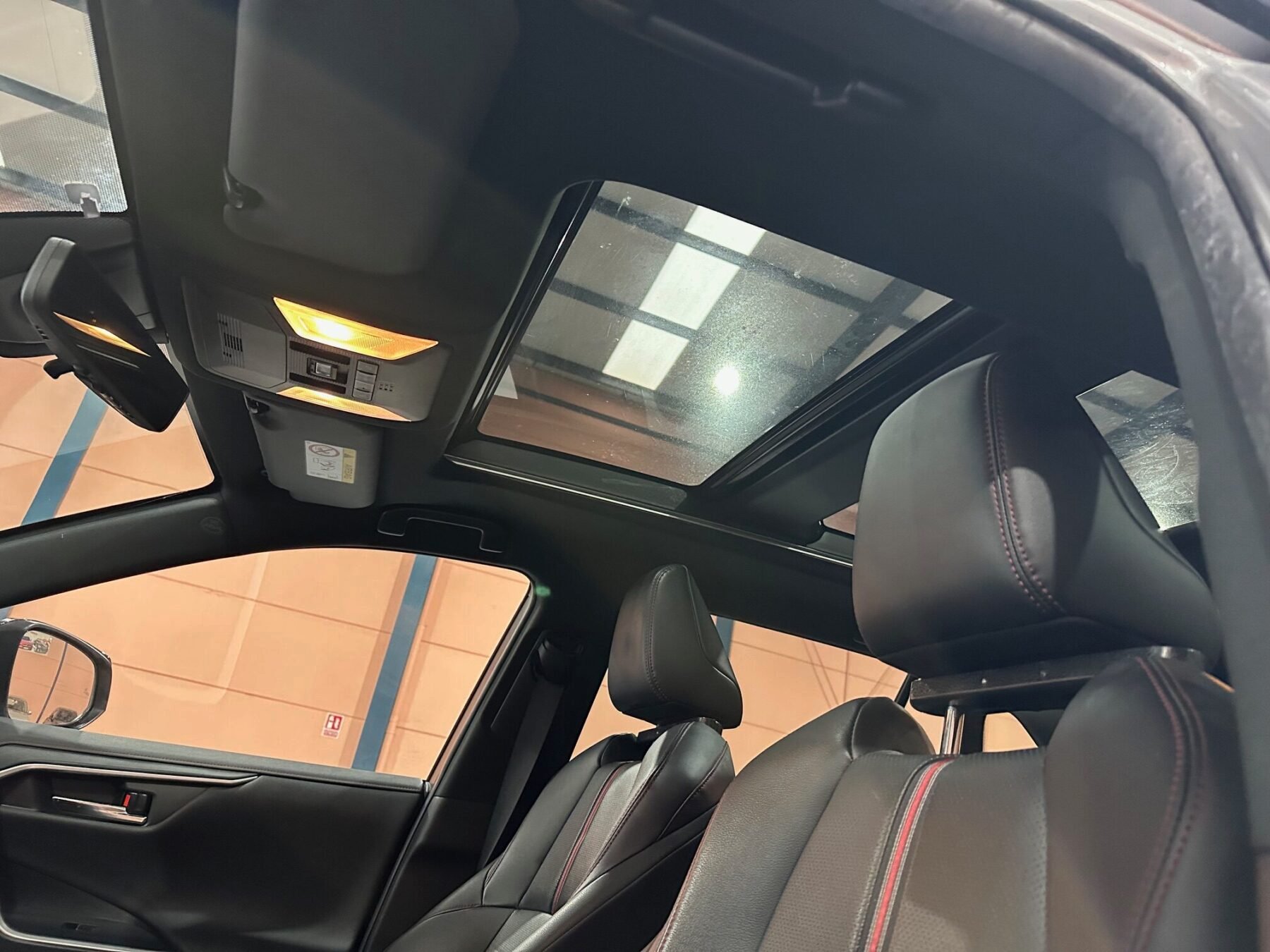 TOYOTA RAV4 2.5 COLLECTION