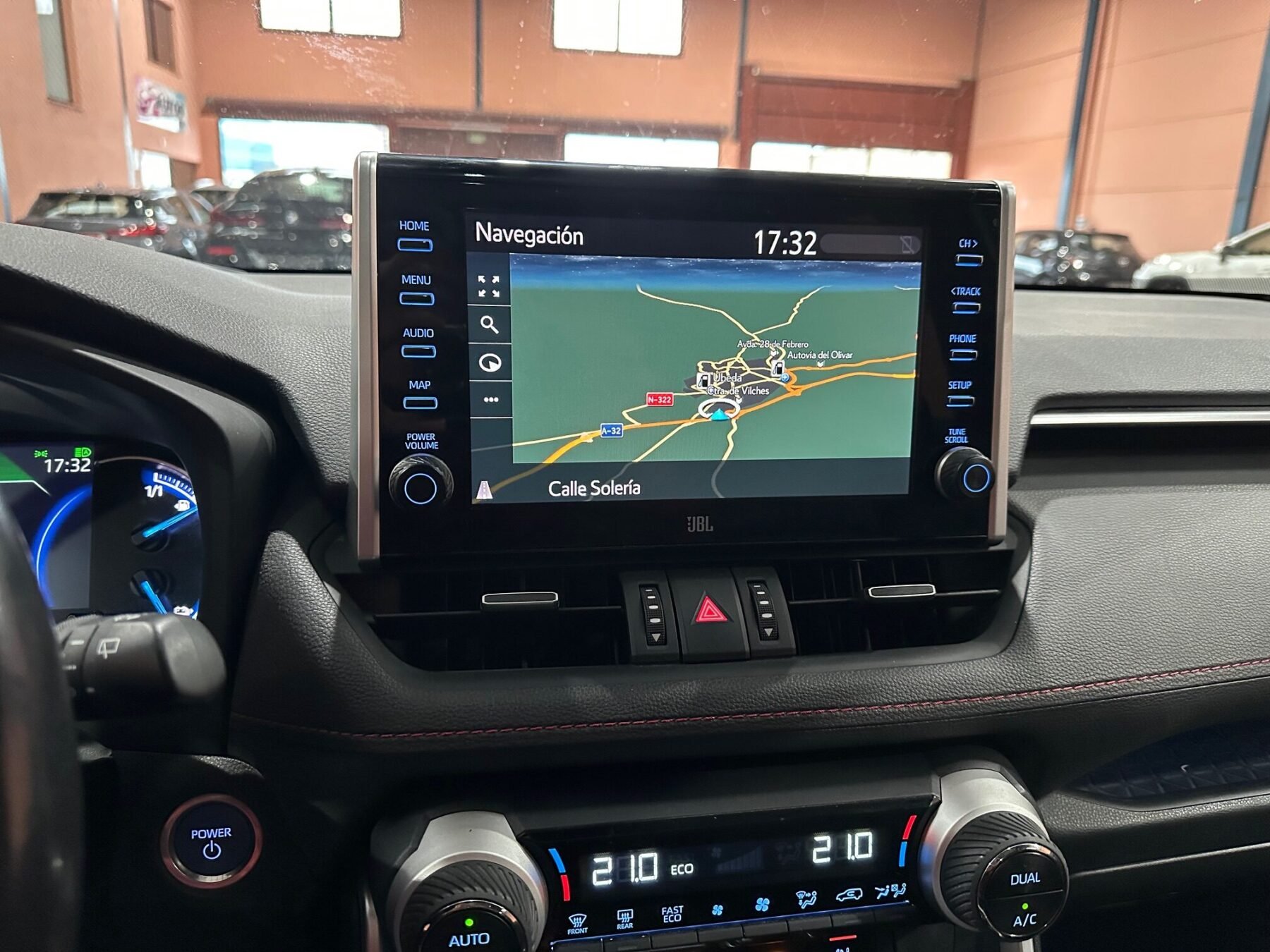 TOYOTA RAV4 2.5 COLLECTION