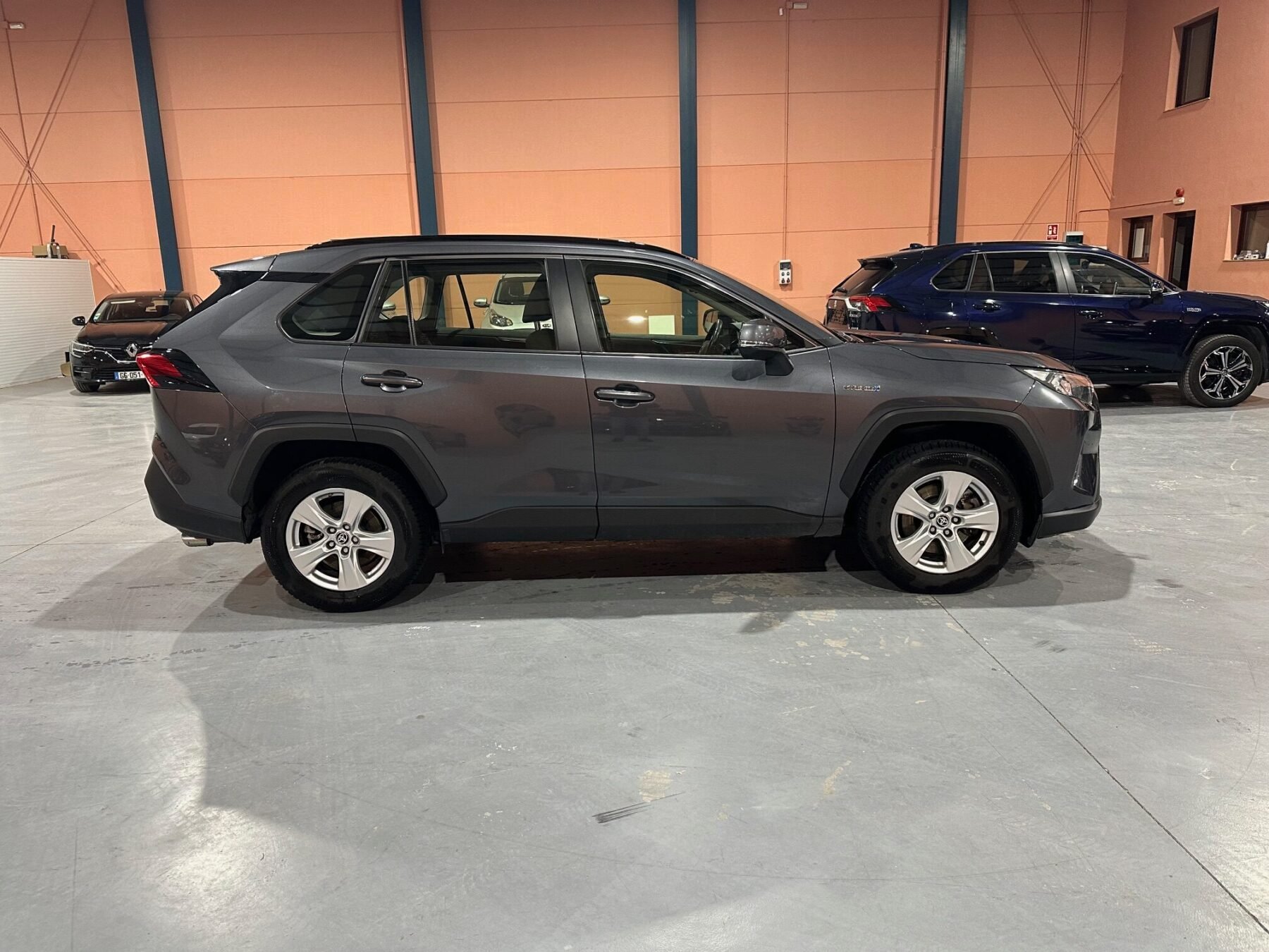 TOYOTA RAV4 2.5 HVBUSINESS 4WD