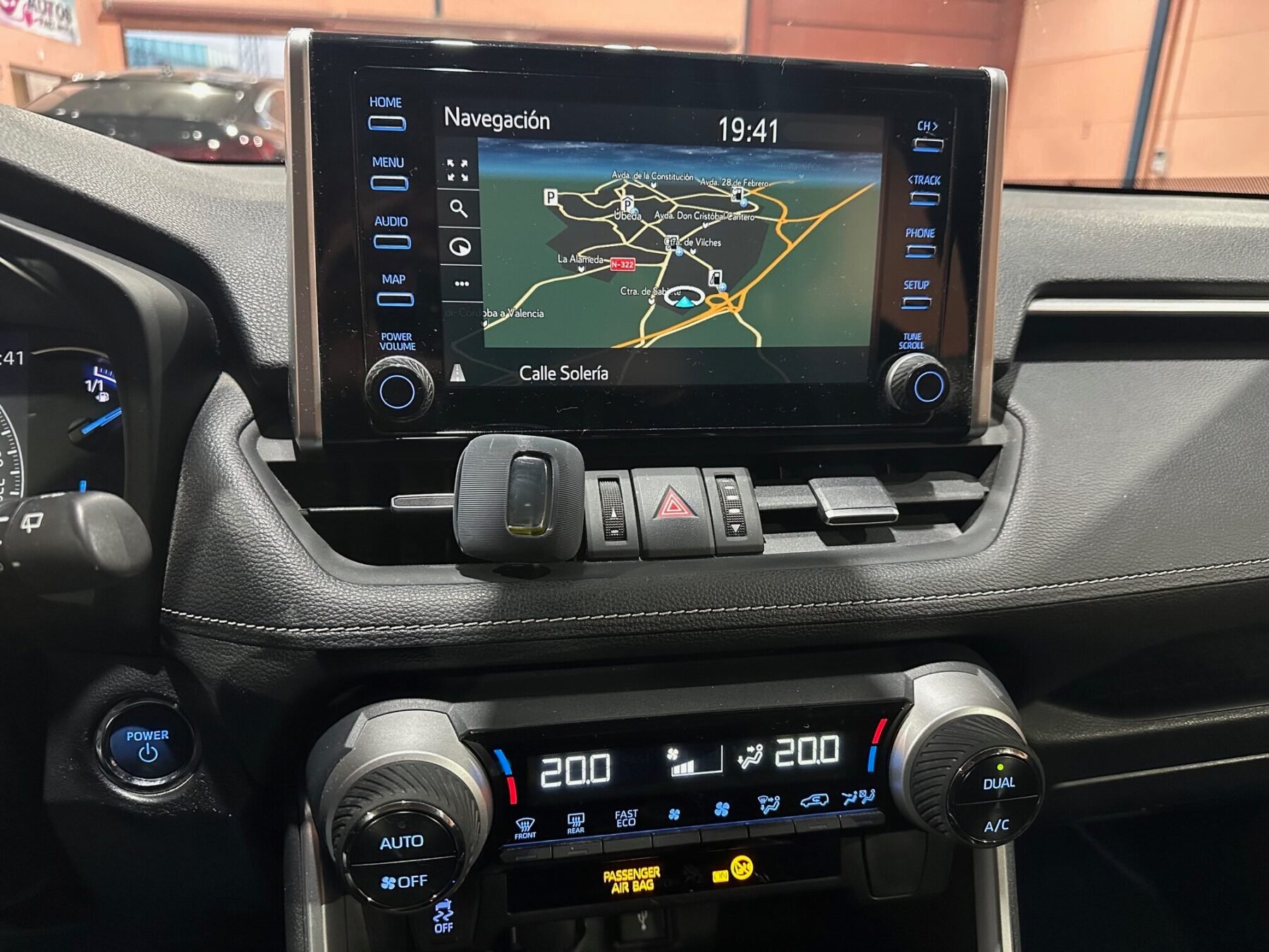 TOYOTA RAV4 2.5 HVBUSINESS 4WD