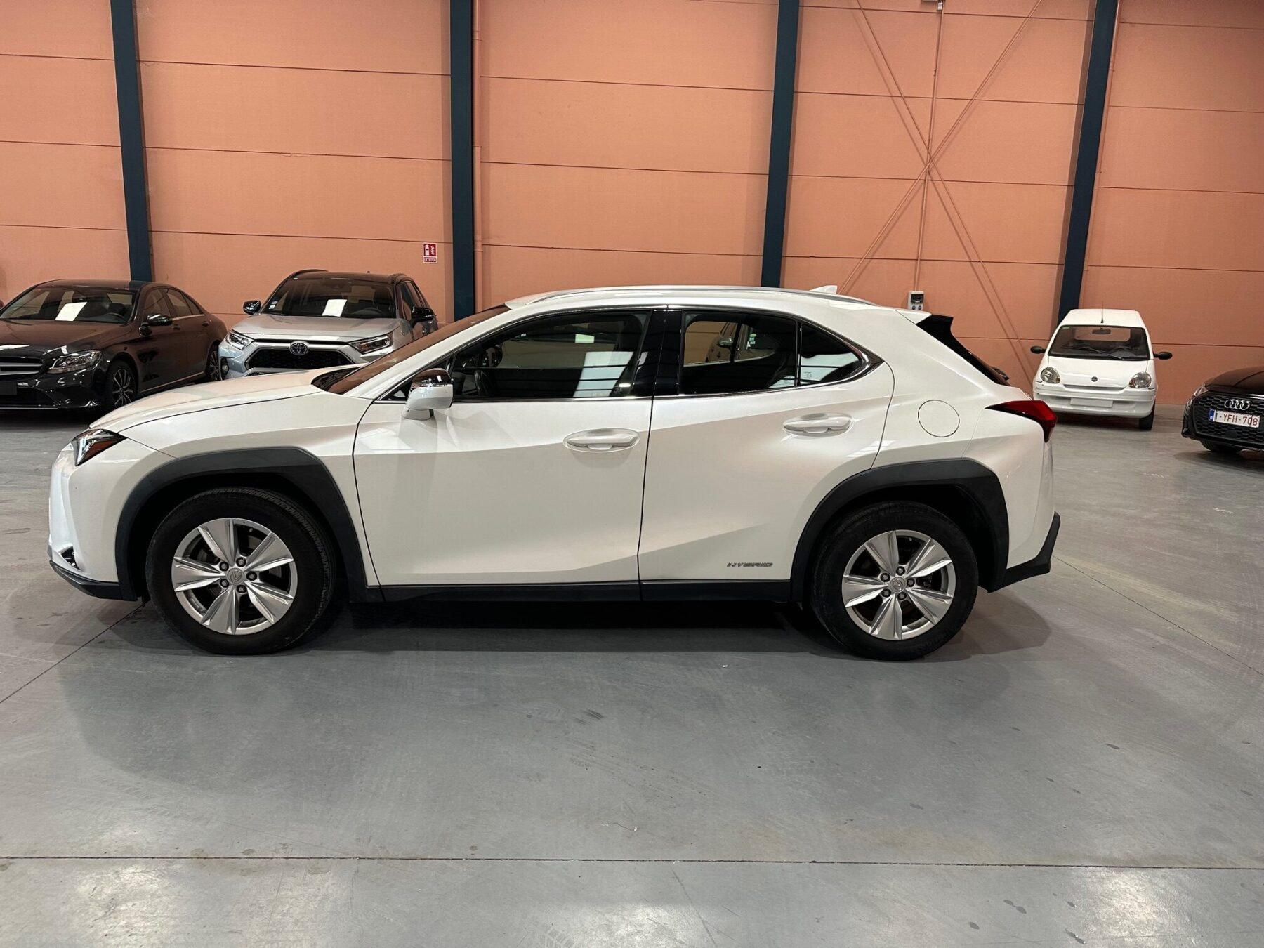 LEXUS UX BUSINES 2WD