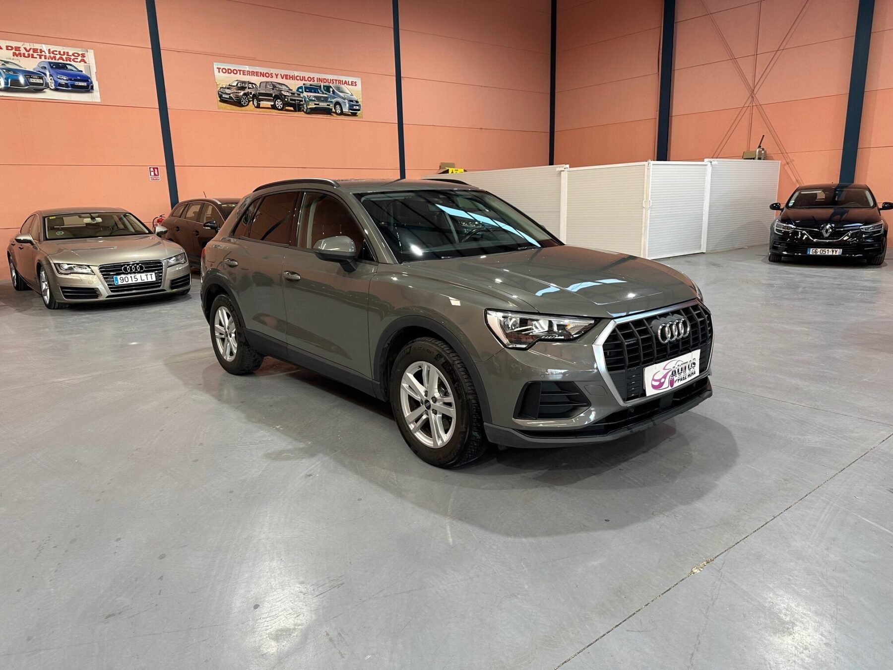 AUDI Q3 35 TDI STRONIC quatro
