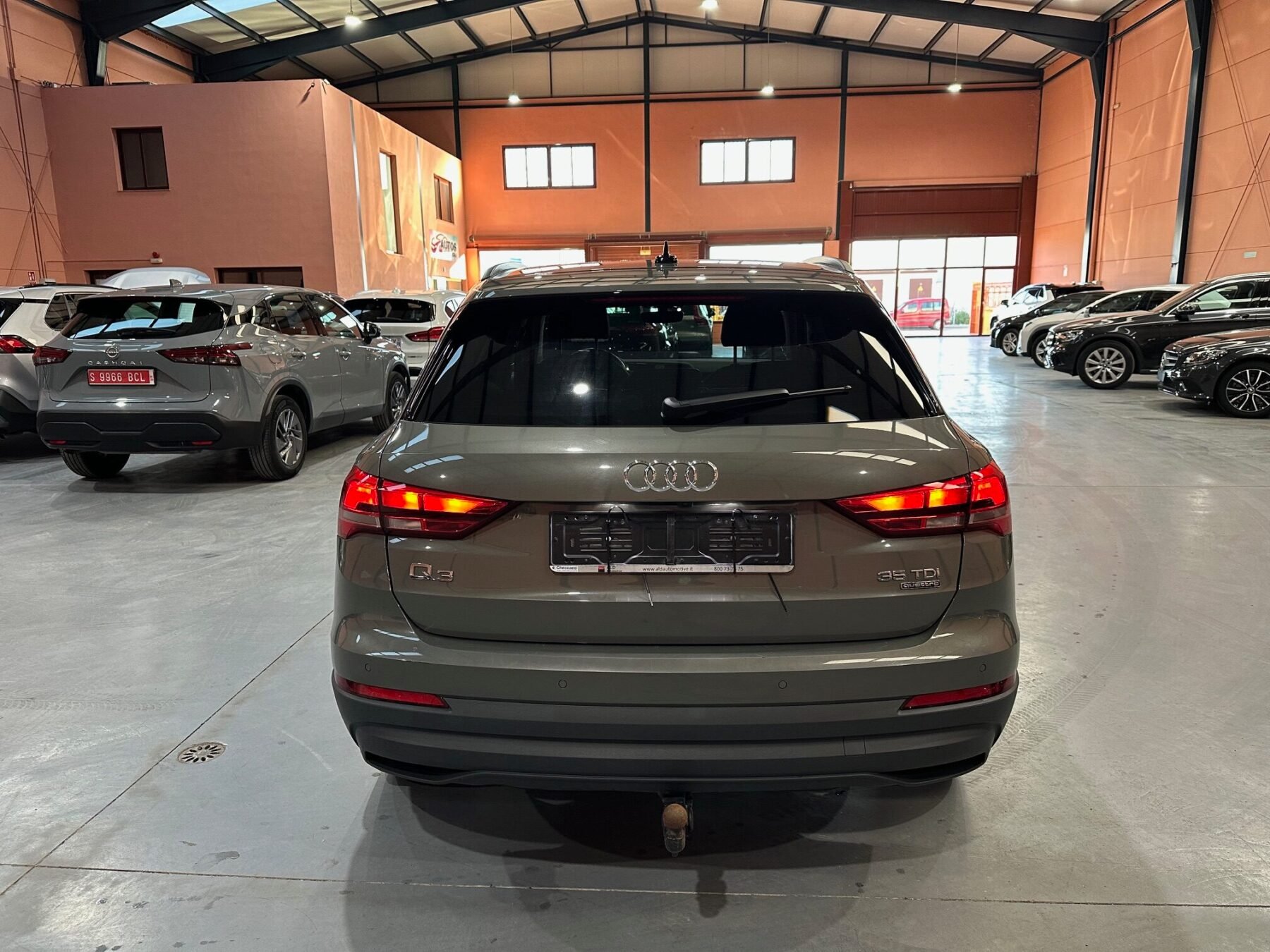 AUDI Q3 35 TDI STRONIC quatro