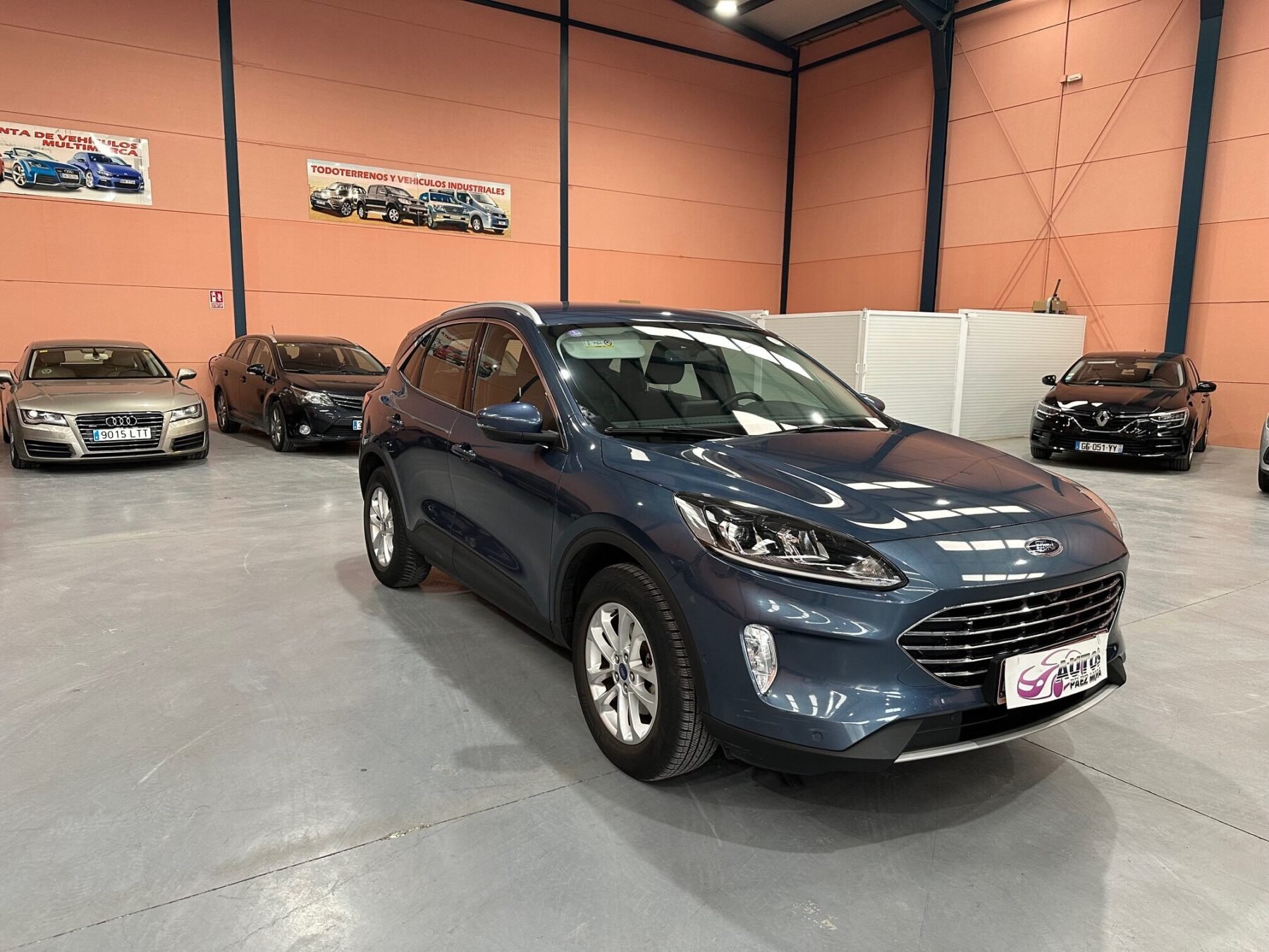 FORD KUGA 2.5i PHEV TITANIUM