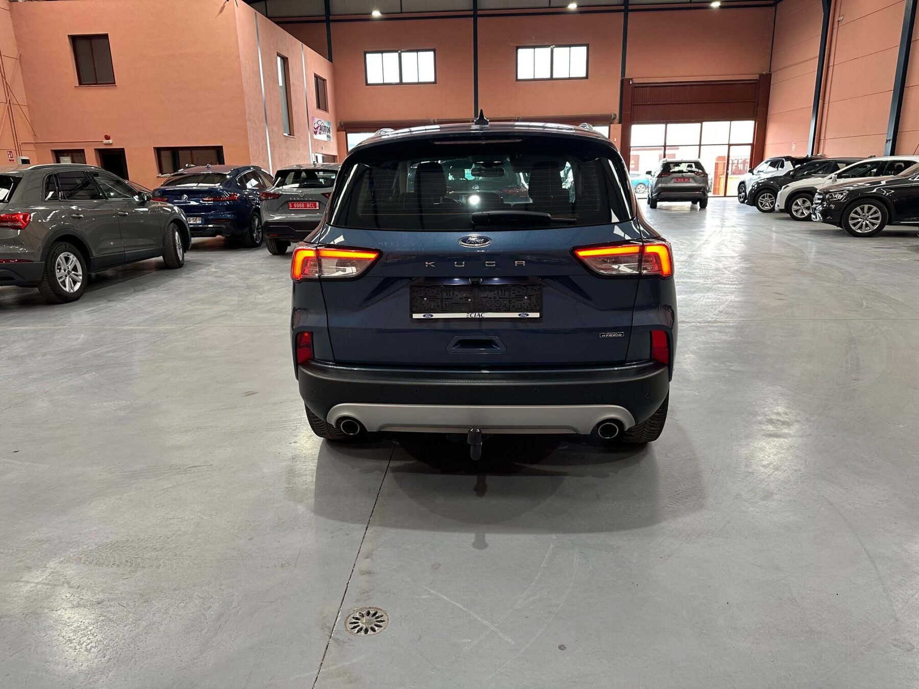 FORD KUGA 2.5i PHEV TITANIUM