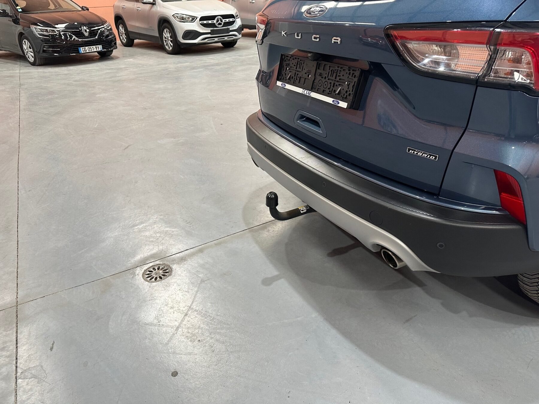 FORD KUGA 2.5i PHEV TITANIUM