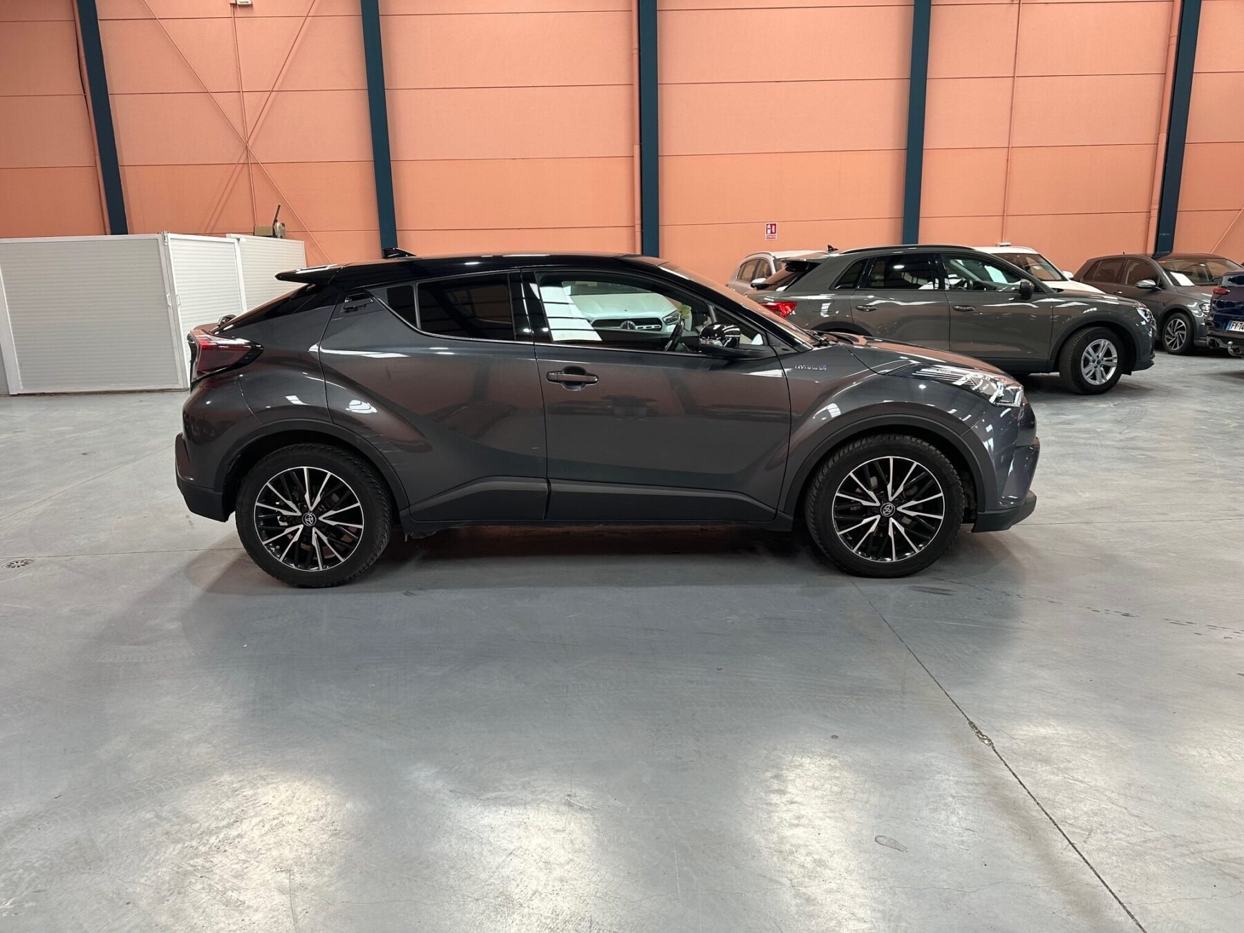 TOYOTA C-HR 1.8 TREND SPORT