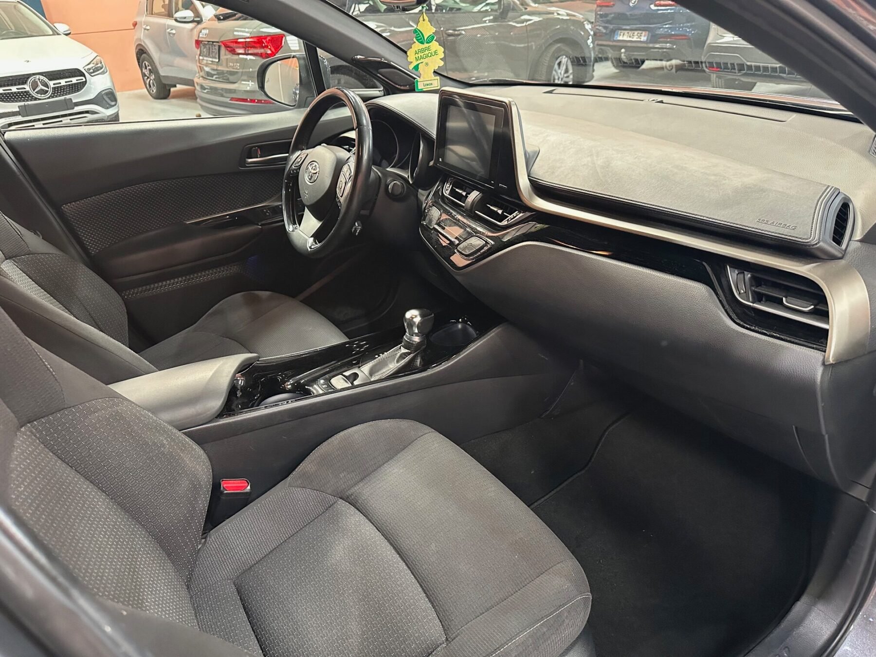 TOYOTA C-HR 1.8 TREND SPORT