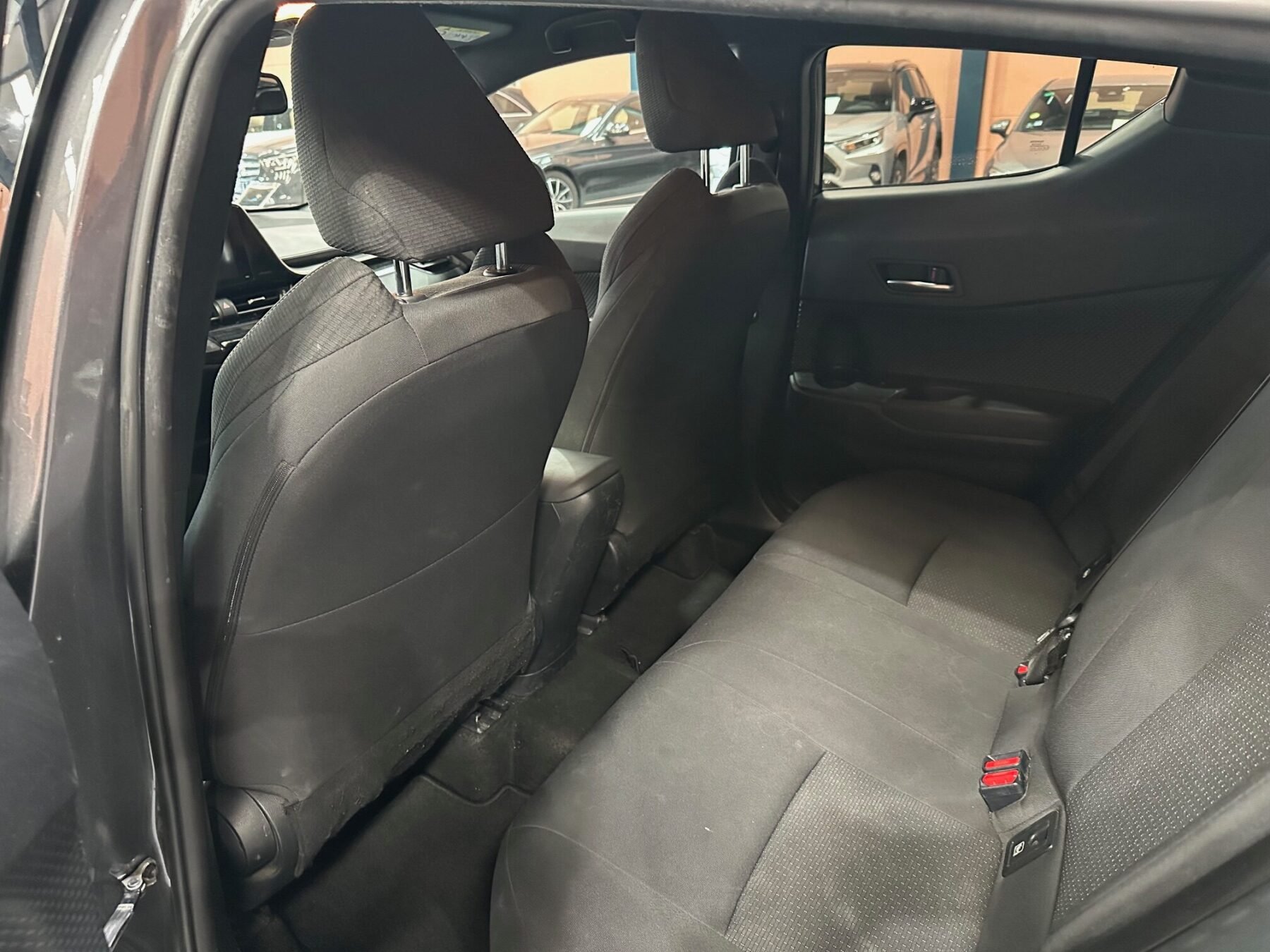 TOYOTA C-HR 1.8 TREND SPORT