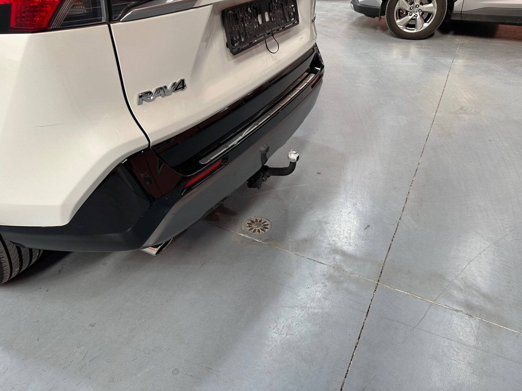 TOYOTA RAV4 STYLE PLUS CVT