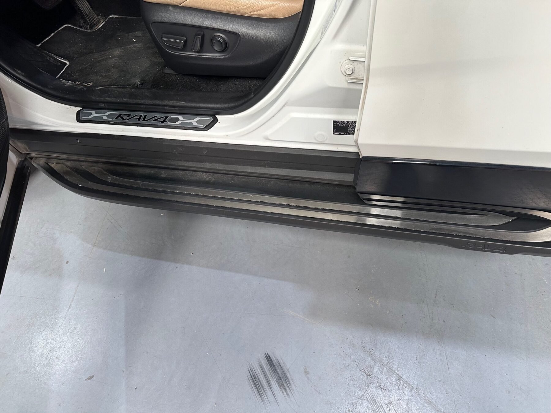 TOYOTA RAV4 STYLE PLUS CVT