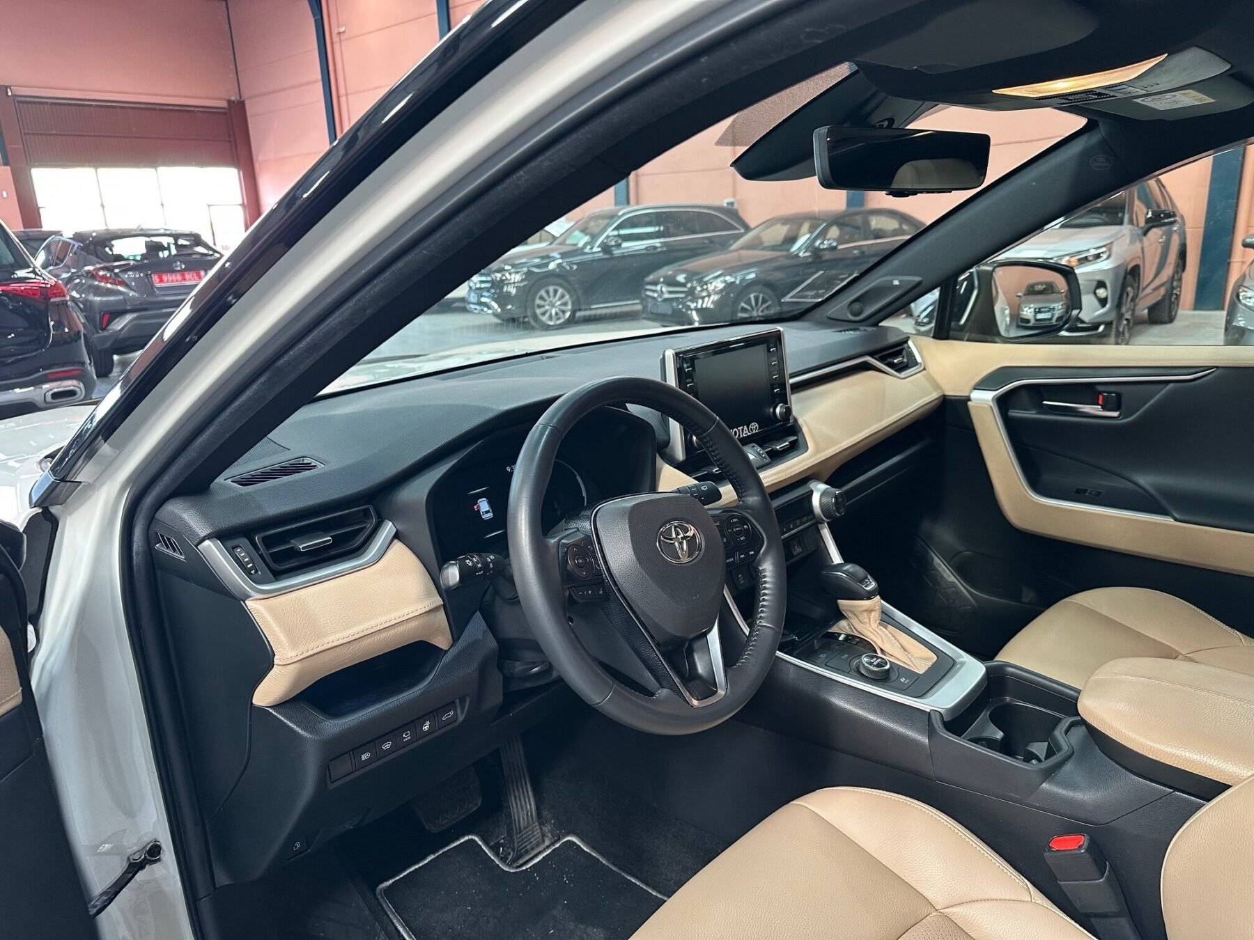 TOYOTA RAV4 STYLE PLUS CVT