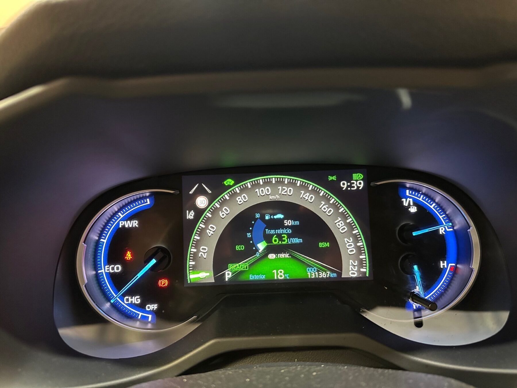 TOYOTA RAV4 STYLE PLUS CVT