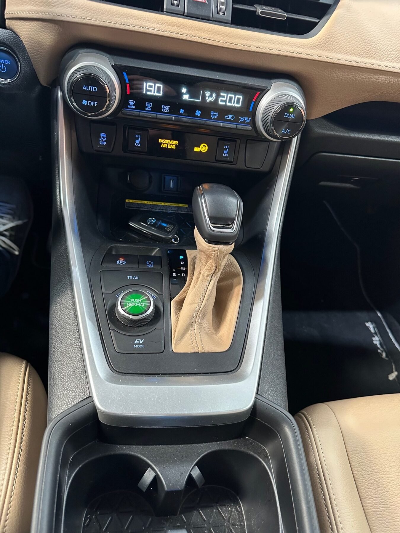 TOYOTA RAV4 STYLE PLUS CVT