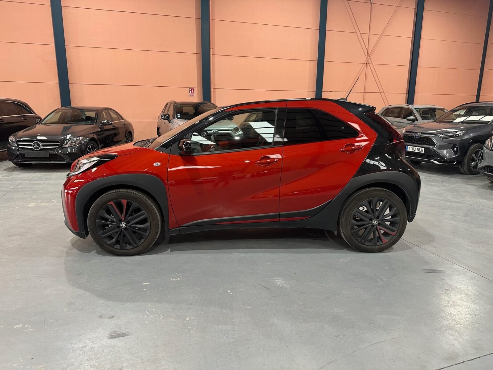 TOYOTA AYGO X CROS