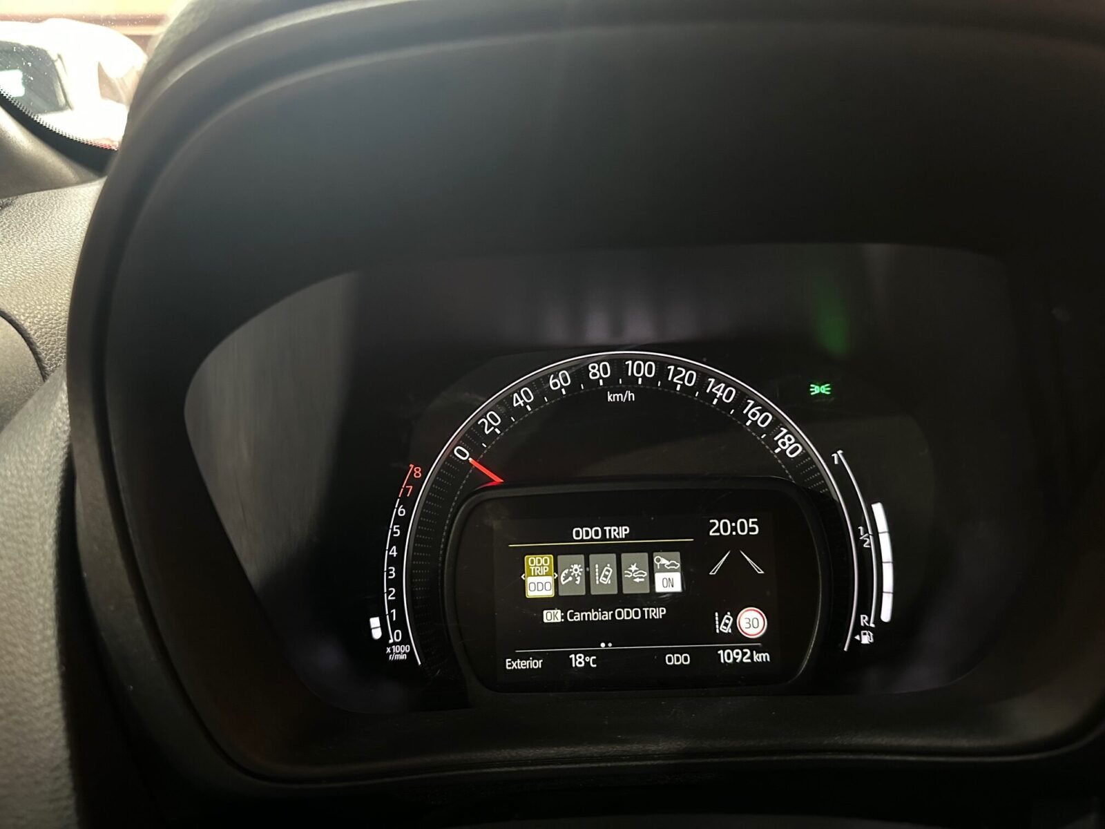 TOYOTA AYGO X CROS